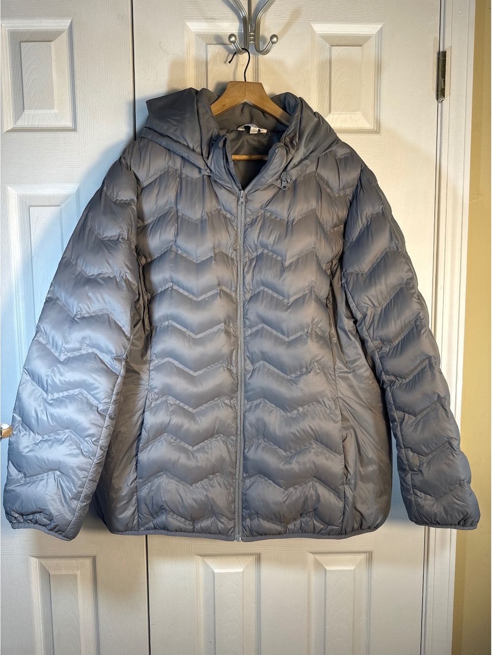 Time and Tru Women's 2X Grey Flannel Puffer Jacket with Hood